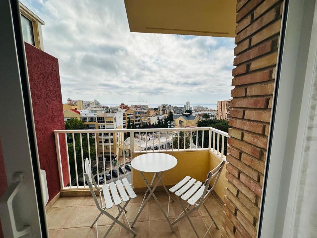 Modern White Studio Benalmádena Extérieur photo