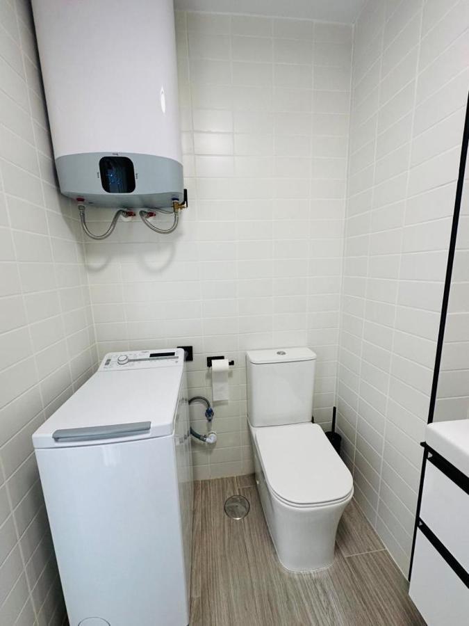 Modern White Studio Benalmádena Extérieur photo
